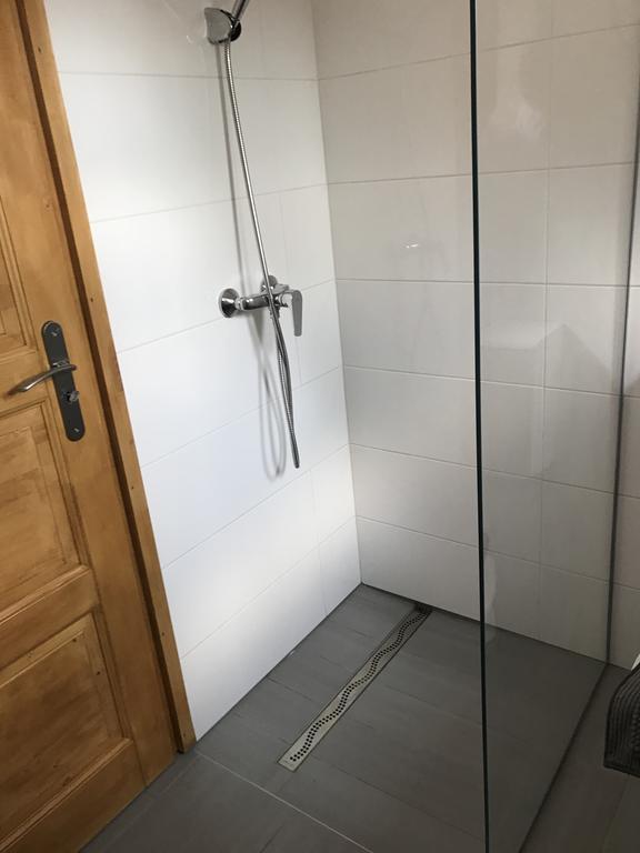 Hullam Apartman 발라톤엘 외부 사진