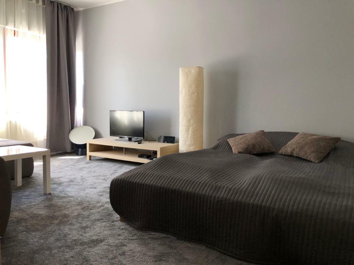 Hullam Apartman 발라톤엘 외부 사진