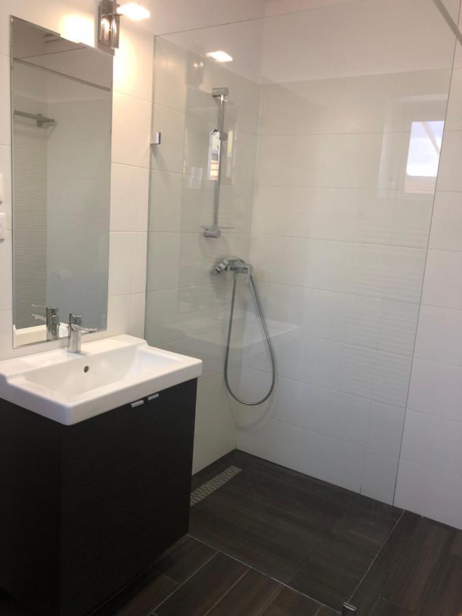 Hullam Apartman 발라톤엘 외부 사진